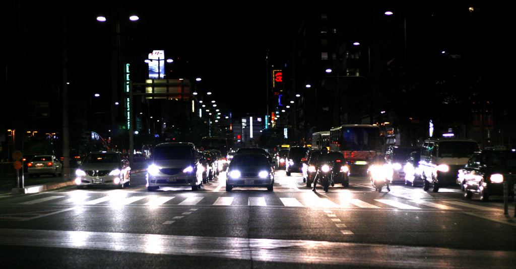 福岡の威圧的な夜