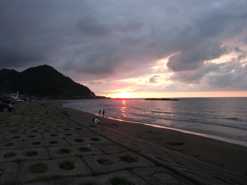 夏の終わりの夕日