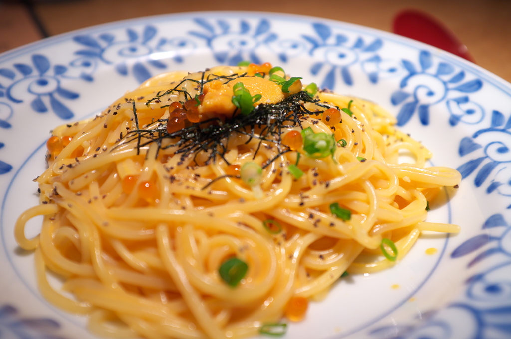ウニとイクラのクリームパスタ