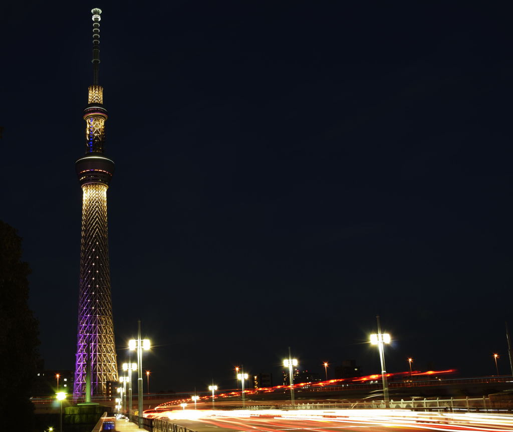 夜のスカイツリー