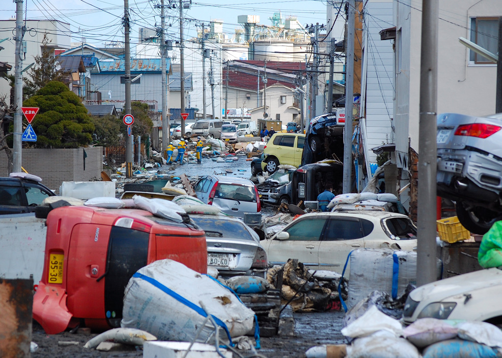 津波の爪跡　塩釜市内　５
