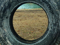 タイヤ×砂浜