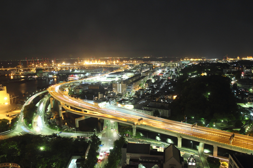 横浜マリンタワーからの夜景