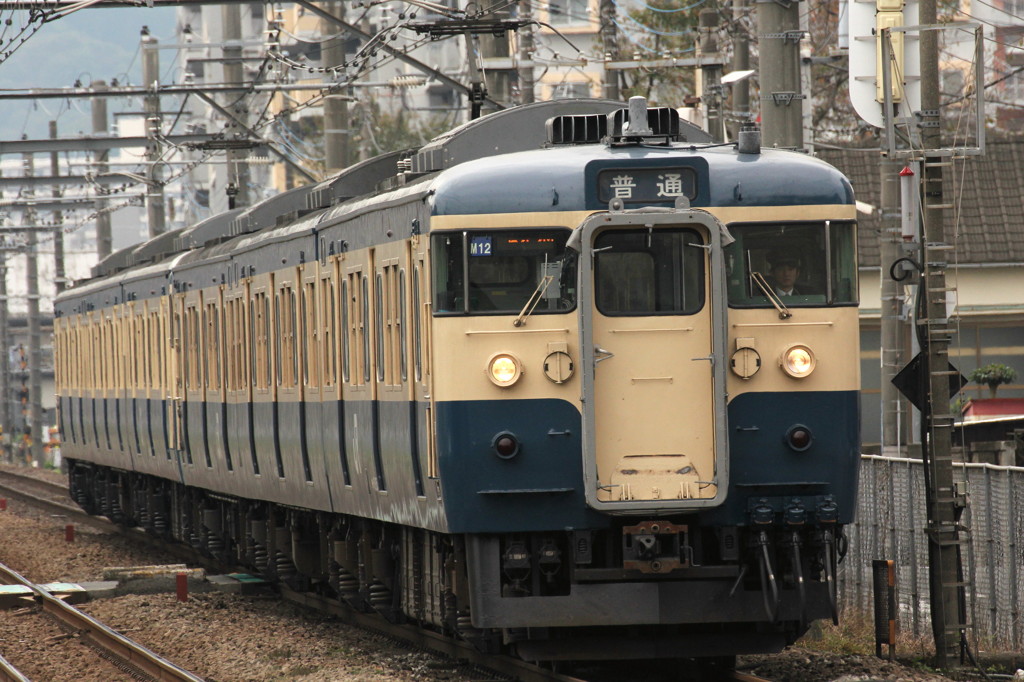 中央線 115系
