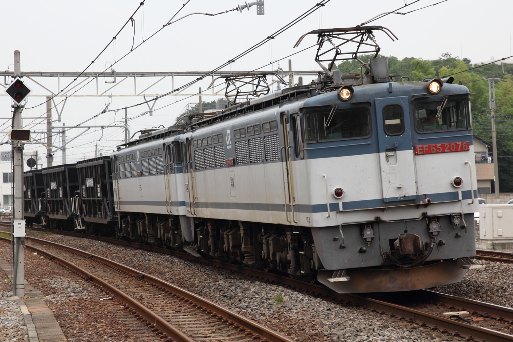 EF65-2076　貨物列車