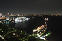 横浜マリンタワーからの夜景