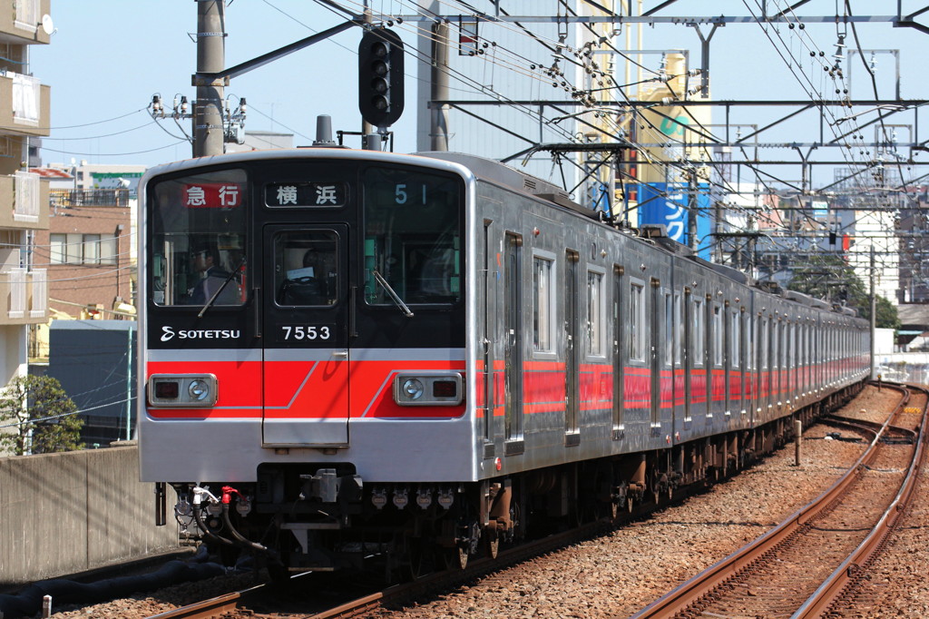 相模鉄道　新7000系（旧塗装）