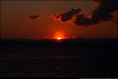 夕陽は赤く