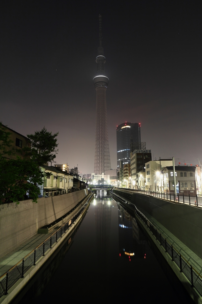 夜の東京スカイツリー