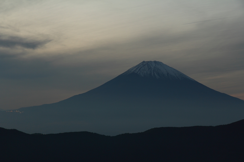 大涌谷から望む富士山