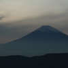 大涌谷から望む富士山