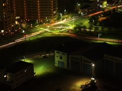 交差点の夜の顔