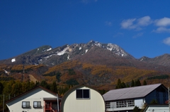 妙高山を見上げて