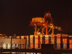 夜の貨物港３