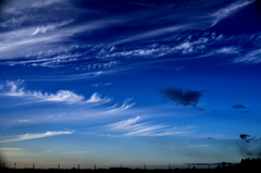 藍よりも青い空