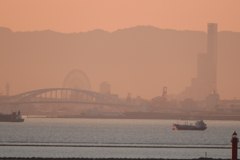 朝靄