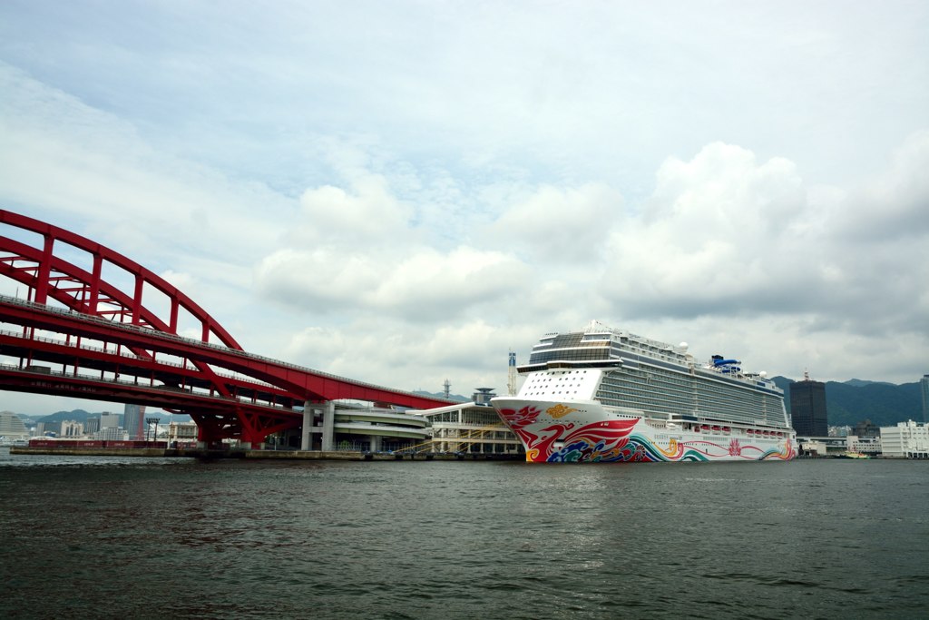 NORWEGIAN JOY⑤