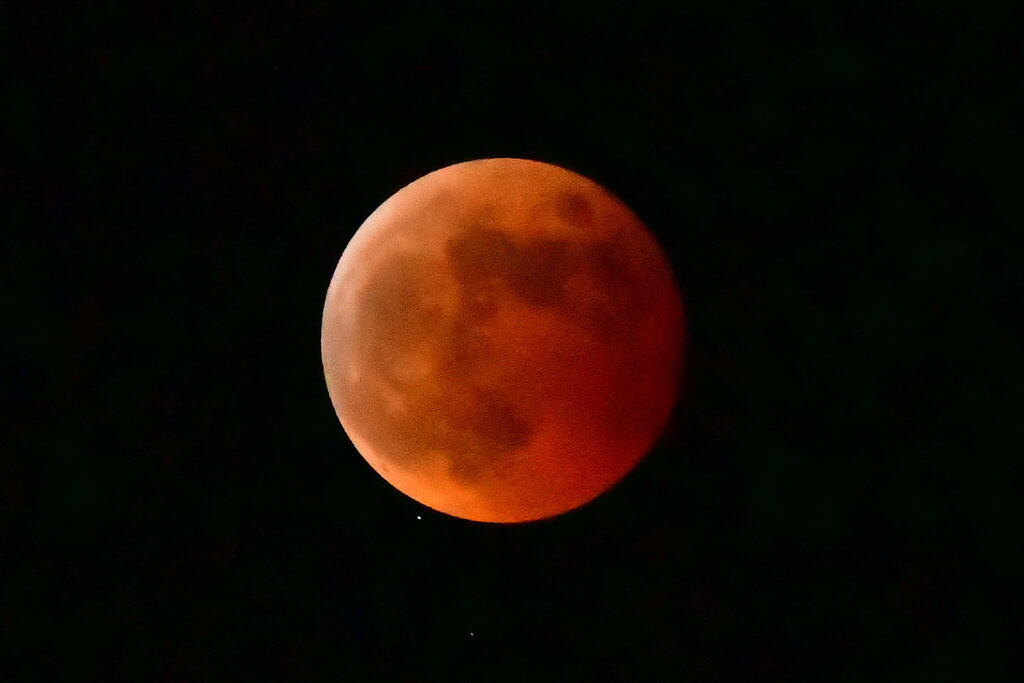 皆既月食20:20