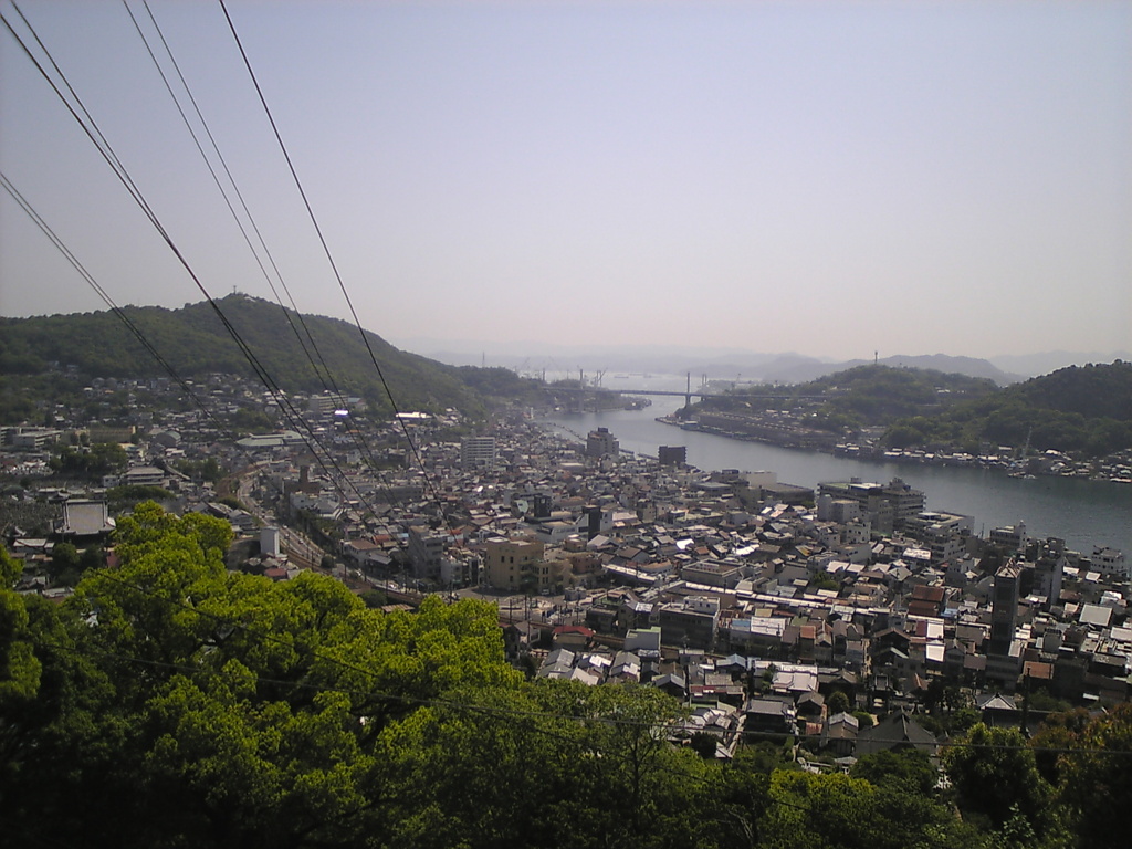 街を望む