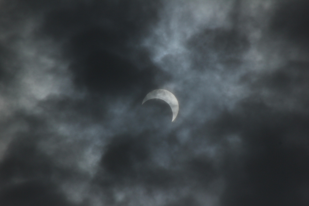 寝坊していた太陽