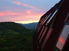 雲の平山荘