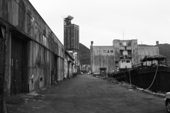 モノクロで　門司港