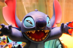 ヽ（ﾟ皿ﾟ)ヽ ｶﾞｵｰ!!