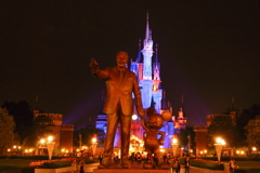 夢の国の創造主