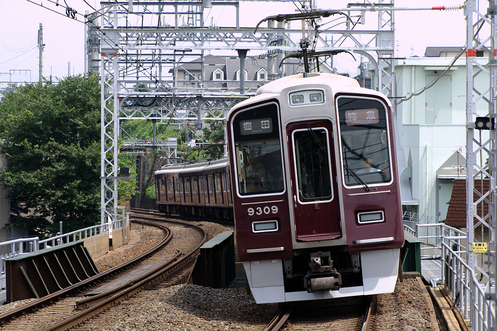 阪急9300系