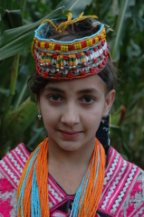 カラッシュ族の少女