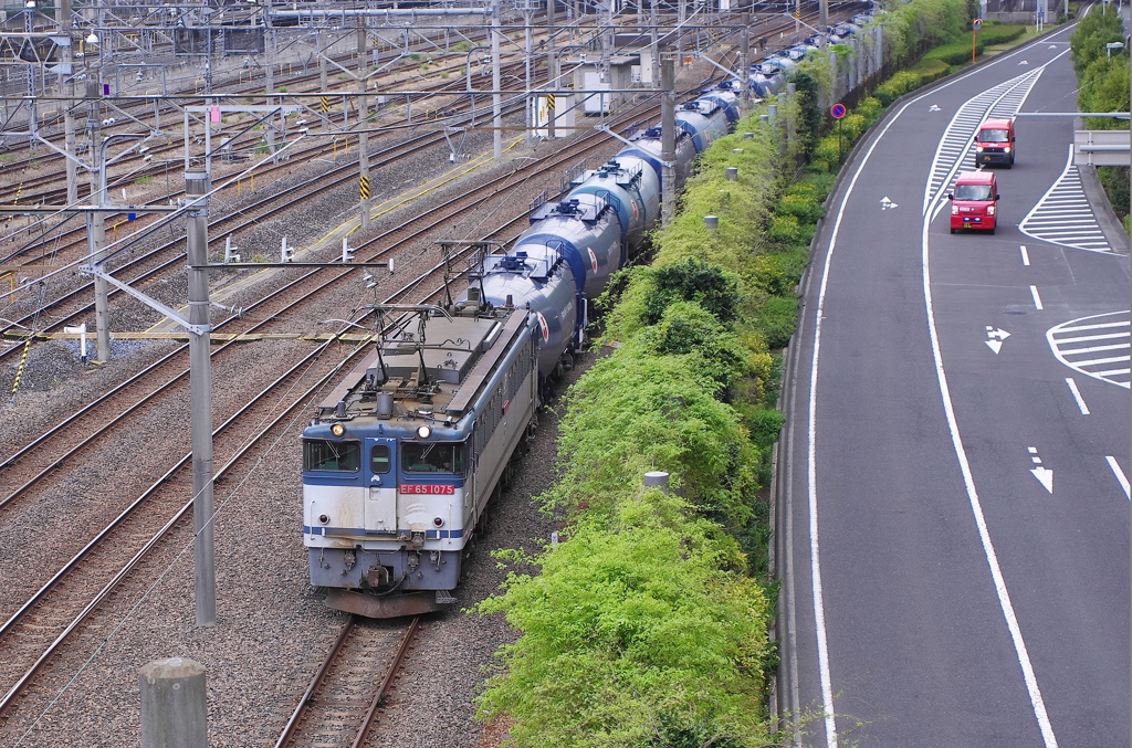 EF65 1075