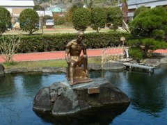 黄金の考える人