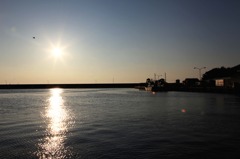 港の夕暮れ