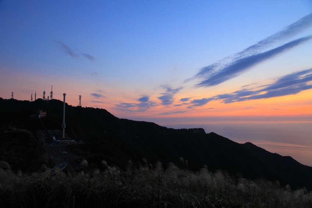 弥彦展望台の夕暮れ