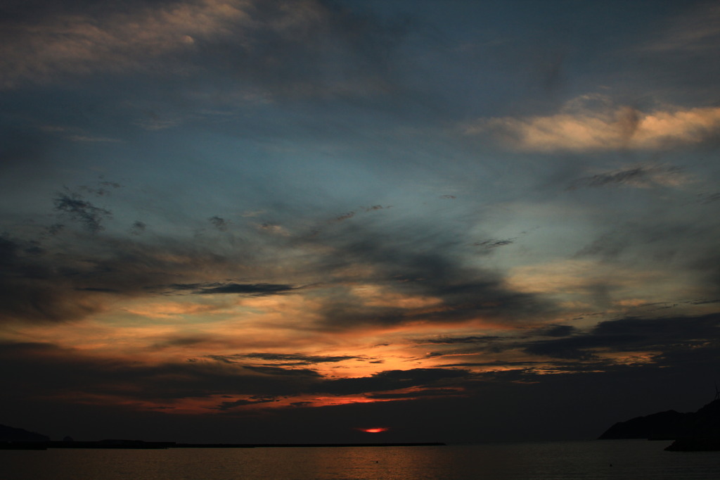 十六島の夕焼け　11.7.27　1/2