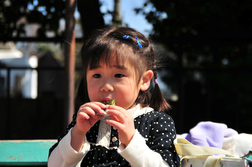外で食べると美味しいね