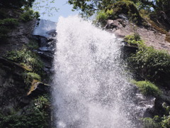 東椎屋の滝