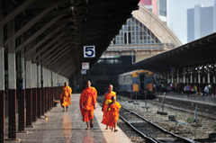 Monks at Hua Lamphong Station (Bangkok)