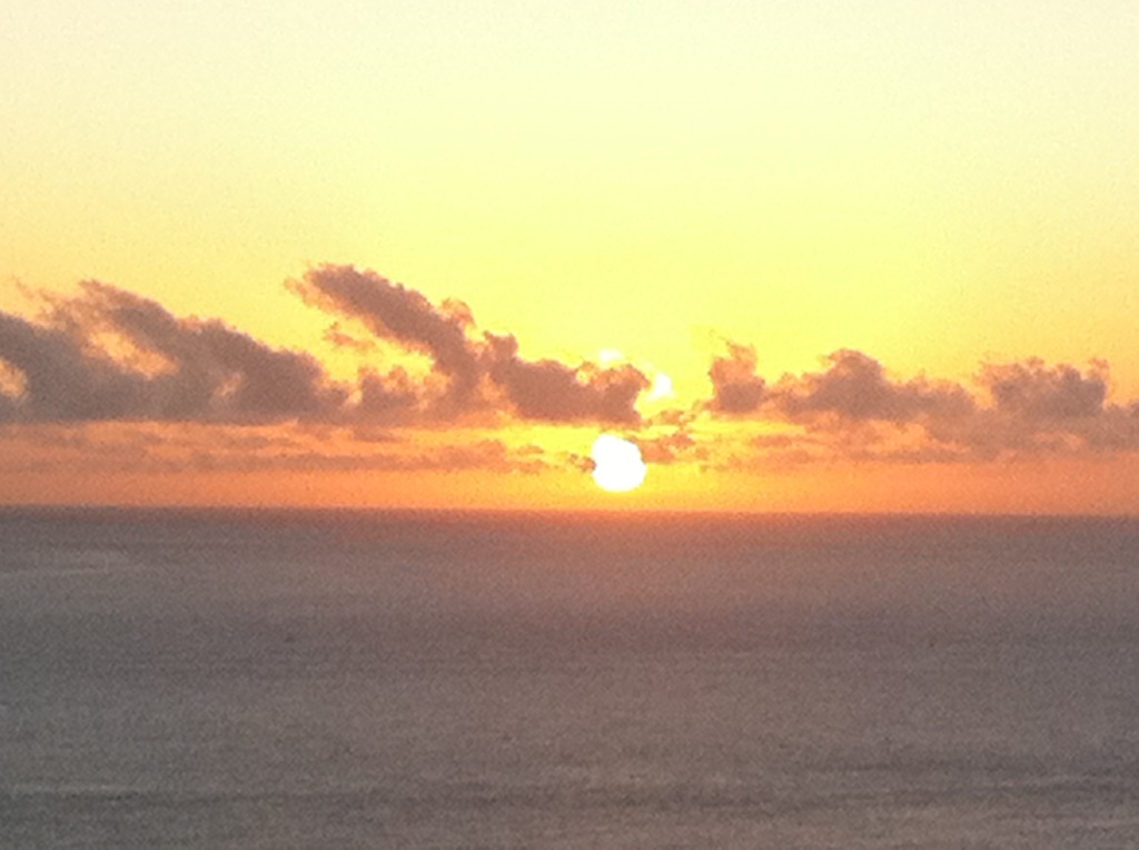父島 三日月展望台 夕日