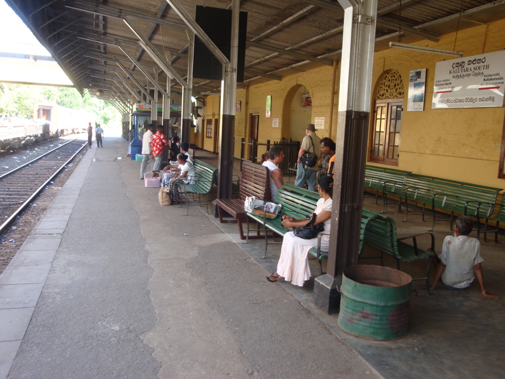 スリランカ・南カルタラ駅。