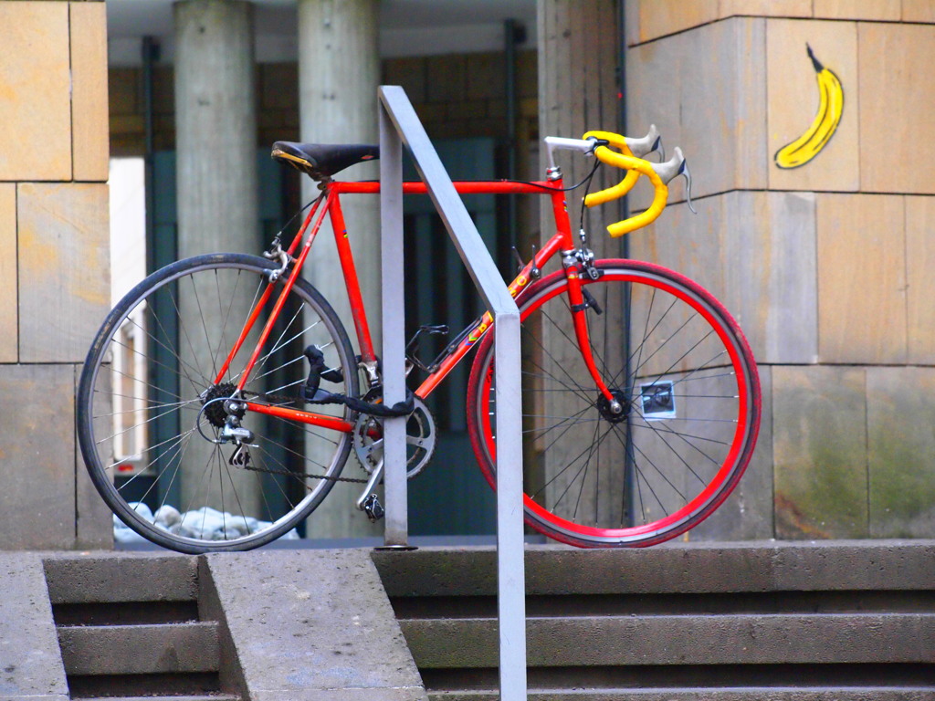 自転車のある風景　フランクフルト編＋バナナ