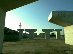 Bridge pillar