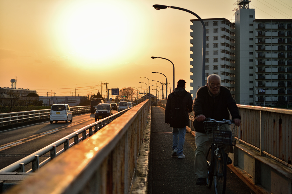 街の風景「文巻橋夕景」