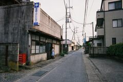 街の風景　牛乳店