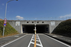 トンネル