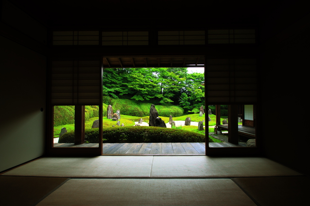 光明院　波心庭