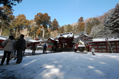 厳かな空気