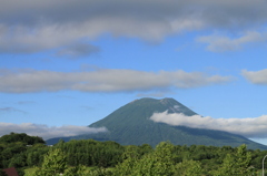 Yo-teizan (羊蹄山) 