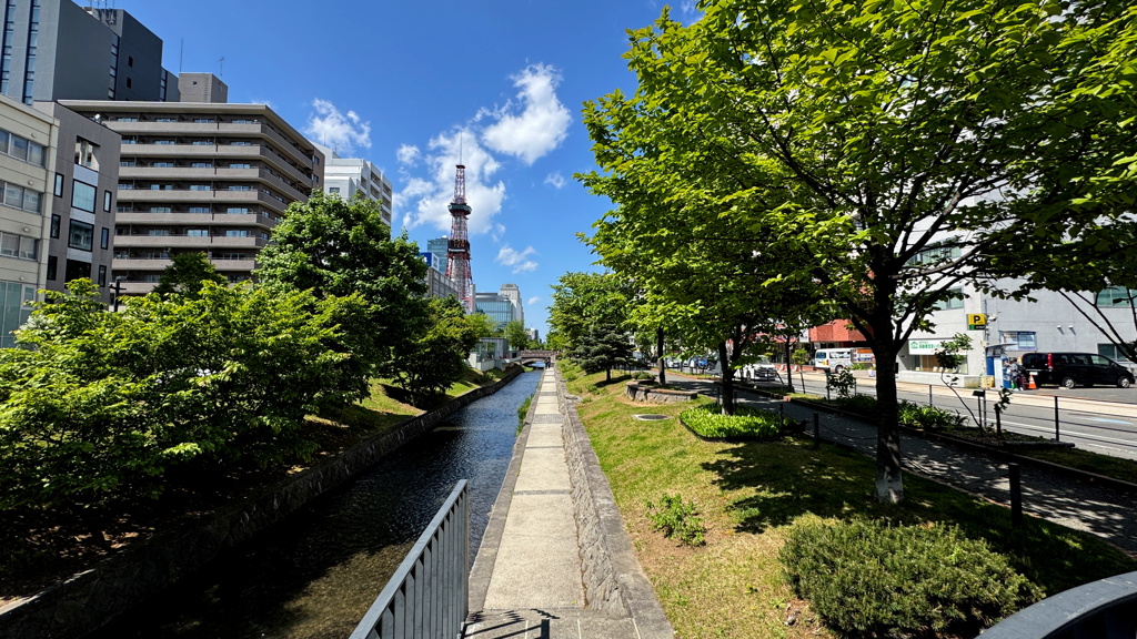 地元観光 創成川