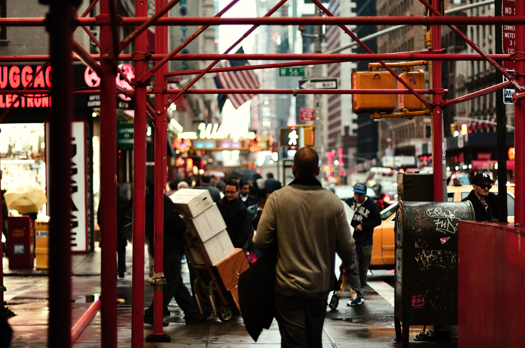 7th Ave.